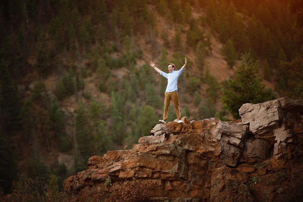 colorado springs urban high school senior portraits downtown