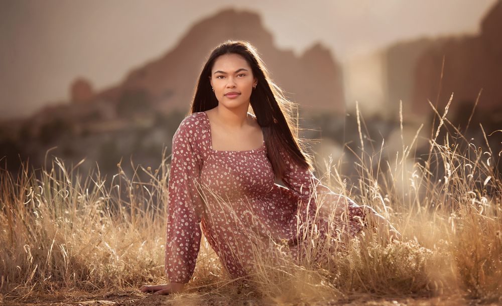 Colorado springs outdoor high school senior portraits garden of the gods