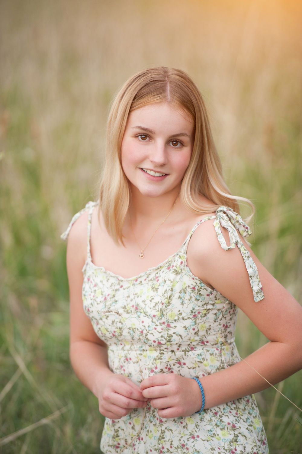 colorado springs outdoor high school senior park portraits