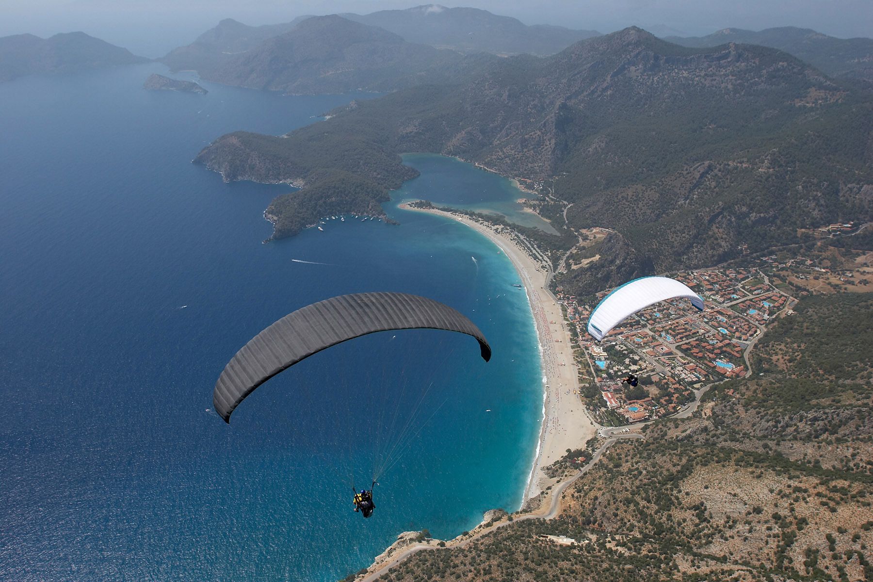 14_0_246_1turkeyparaglide_oludeniz.jpg