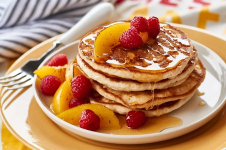 Pancakes with fresh fruit topping