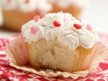 Sweets Food Photography-Valentine's Cup Cake