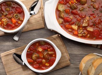 Lunch Food Photography-Vegetable Soup