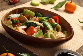Lunch Food Photography-Asian Chicken and Vegetables