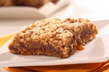 Sweets Food Photography-Chewy Oatmeal Bar