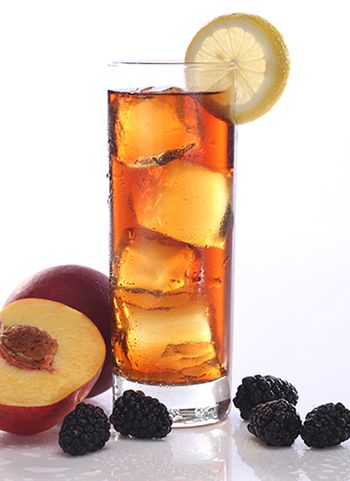 Drinks Food Photography-Peach and Blackberry Iced Tea
