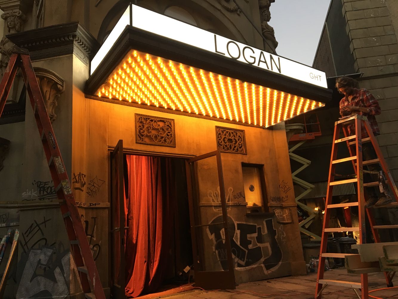 Deadpool 2 Teaser Trailer (2017) set details