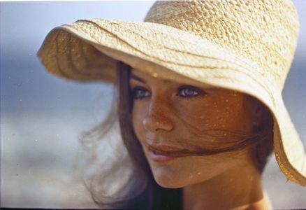 Jacqueline Bissett 