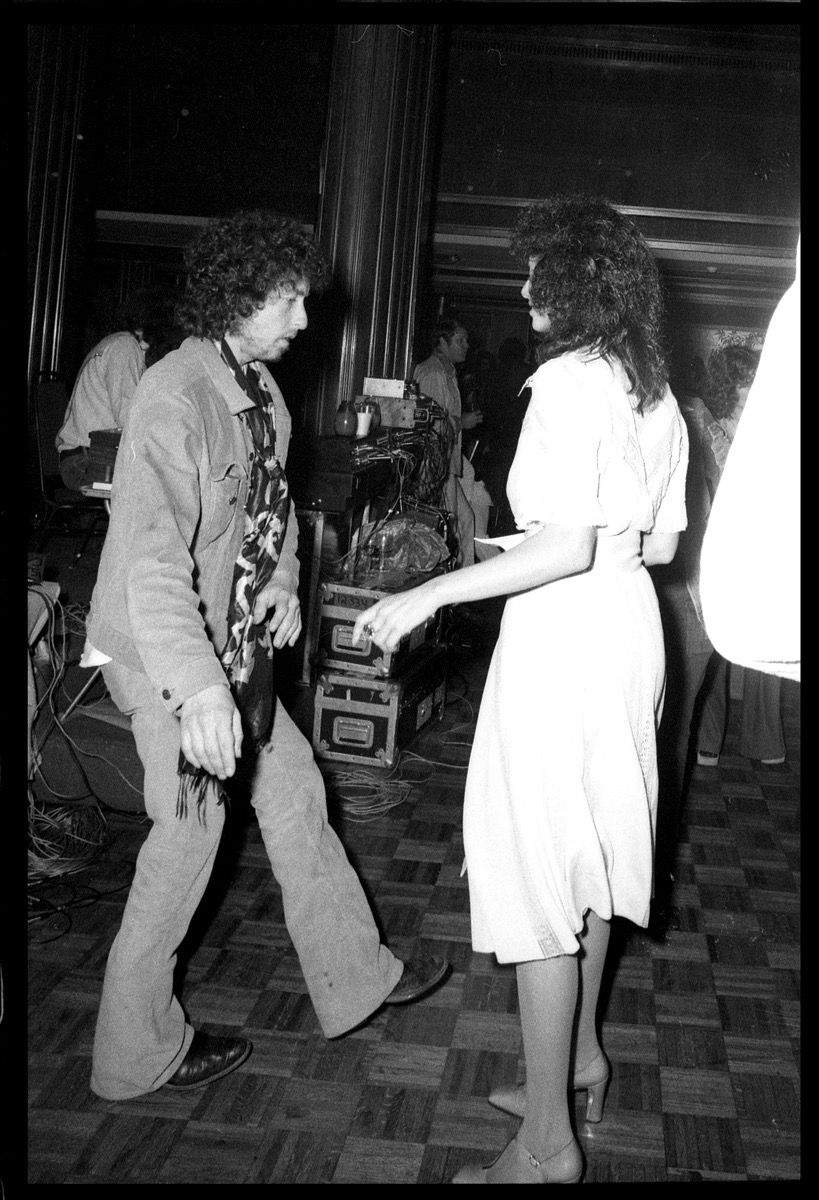 Dylan Dances Wings Party, 1975