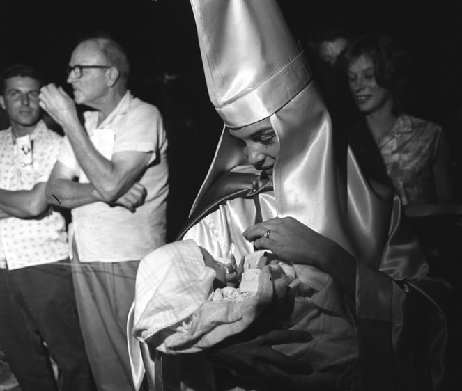 KKK Mother with Child, Beaufort, S.C., 1965