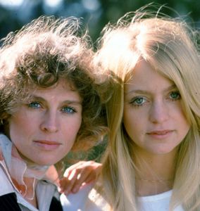 Julie & Goldie, Shampoo, 1975