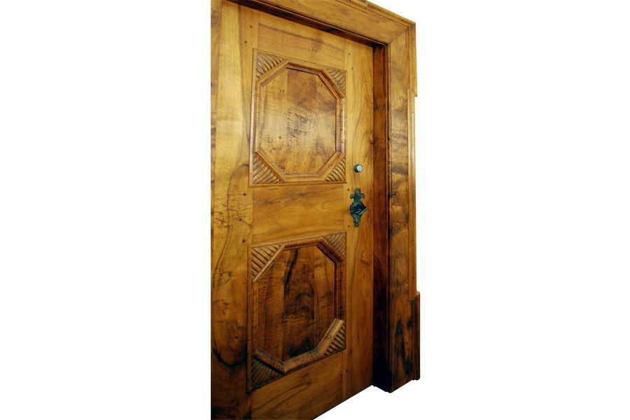 04-koa_door.jpg