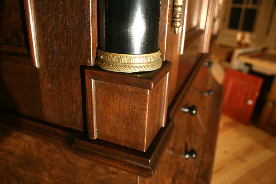 armoire_detail.jpg