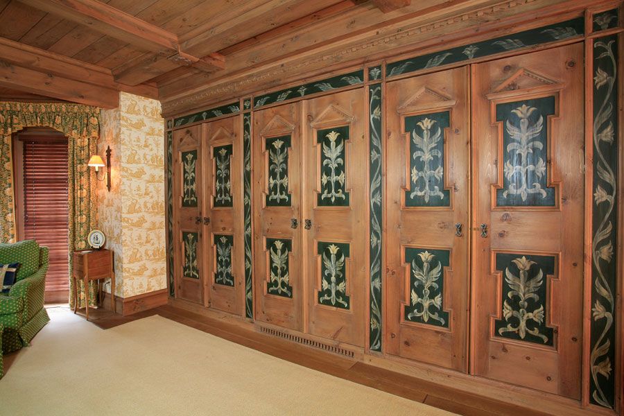 01-armoire_doors.jpg