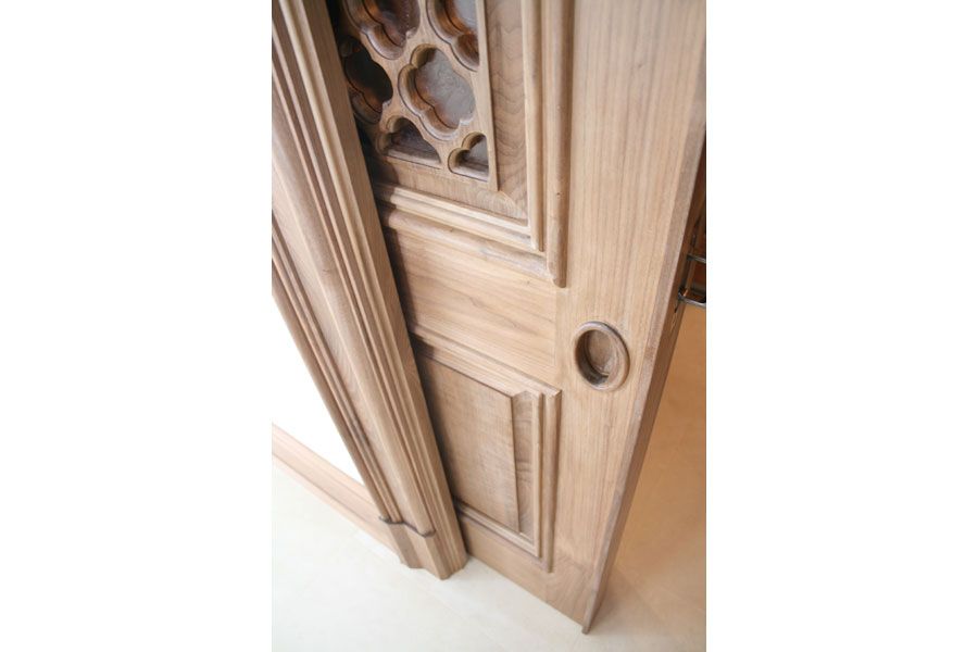 12-pocket_door.jpg