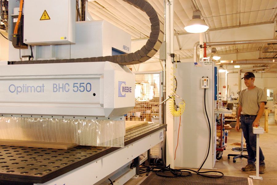 02-cnc-machine.jpg