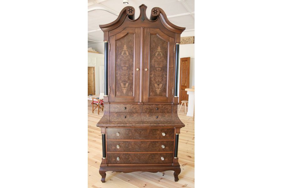 03-mahogany_armoire.jpg