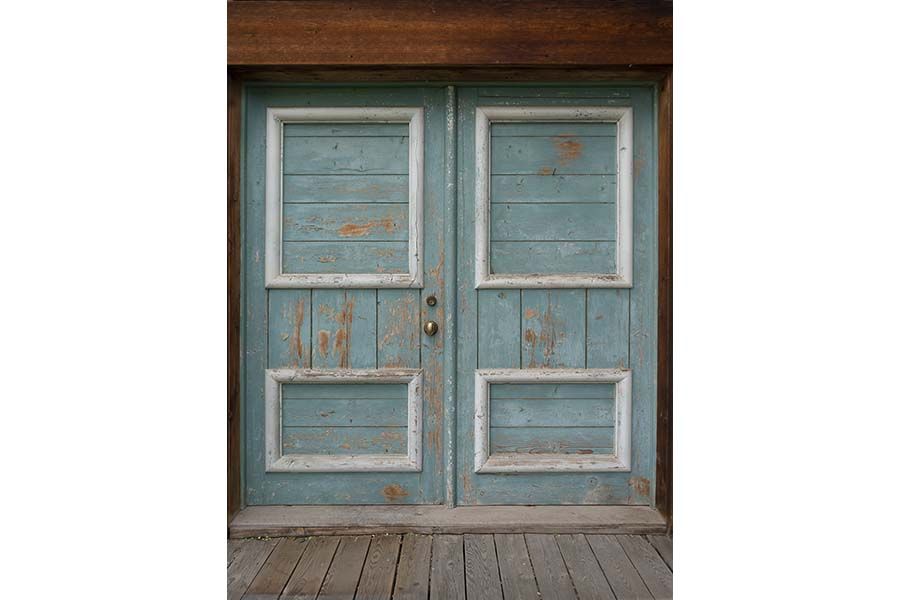 14-studio_door.jpg