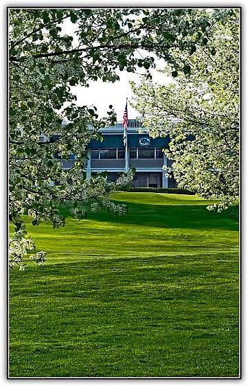 Wiltwyck Golf Clubhouse Spring
