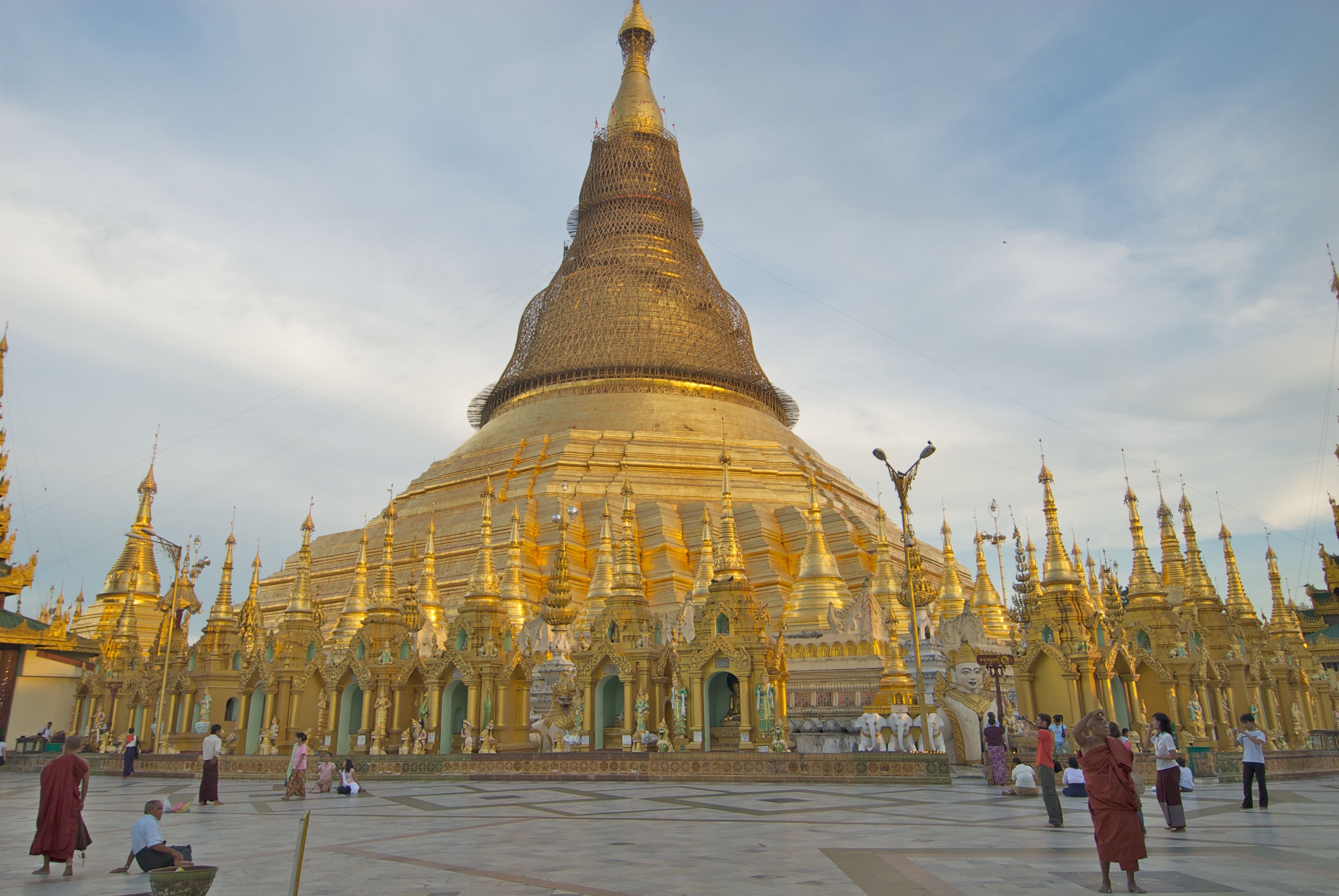 _PSH0038  Yangon Shwedagon Pagoda.jpg