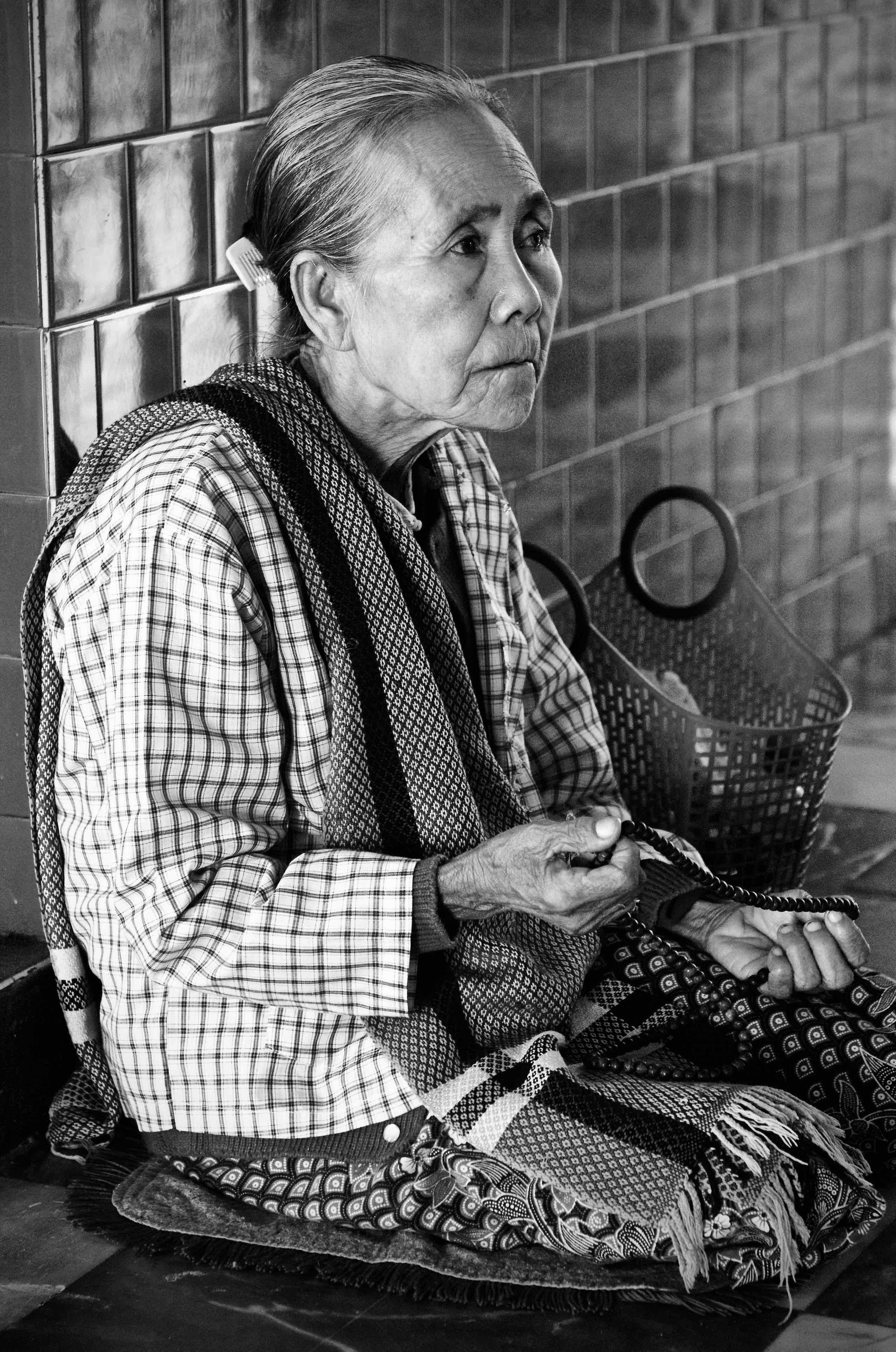 _PSH3009BWMeditating in Mandalay.jpg