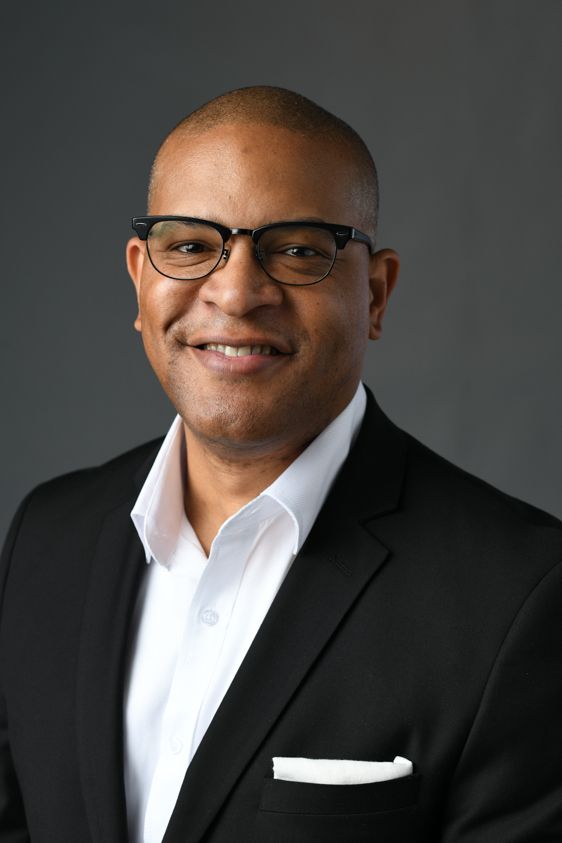 Lloyd Deans_9115.jpg