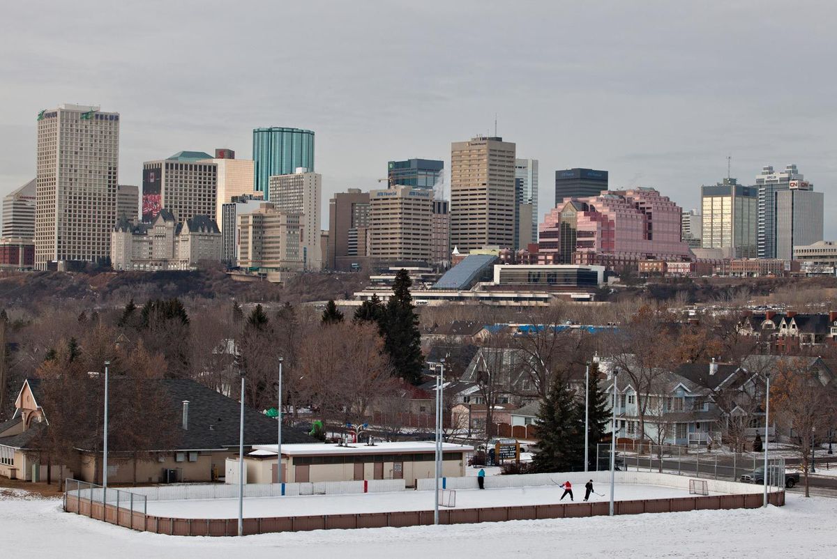17_0_1edmonton_skyline.jpg
