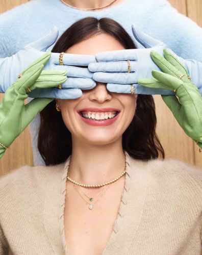 Mejuri Holiday Campaign