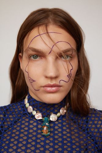 Elle Mexico shot by Anairam