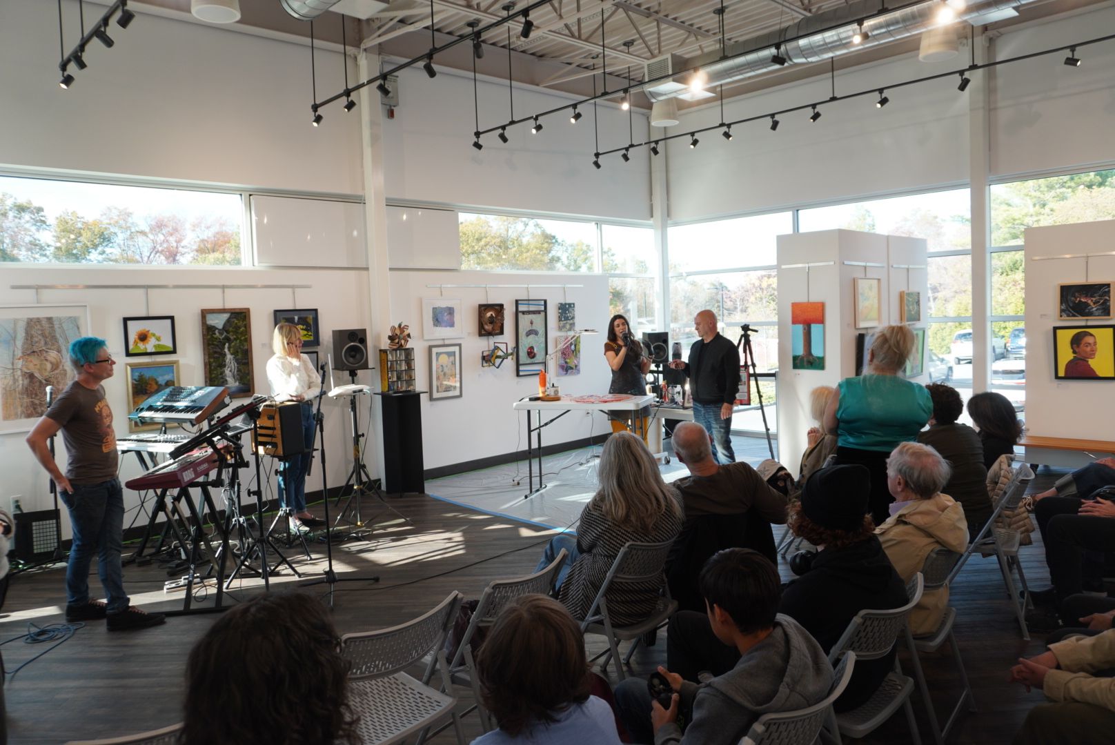 Live Painting at Heidi Gallery with Katmosphere and theremin artist Jen Rodeau (Vibration Study No. 1)