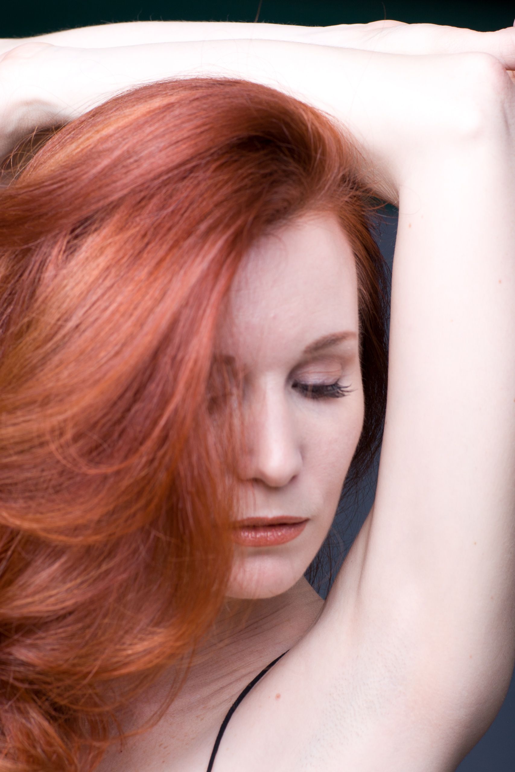 DES Headshot-2560px-060112-5015.jpg