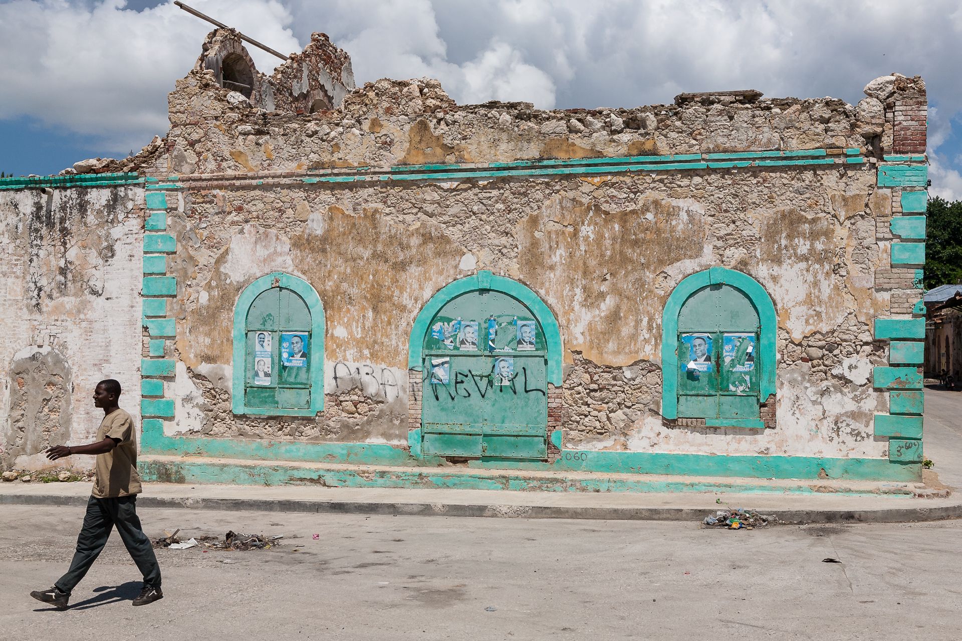 Haiti - WEB Livebooks- 3025-20110427.jpg