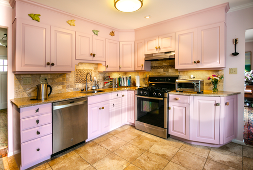 pink kitchen.png