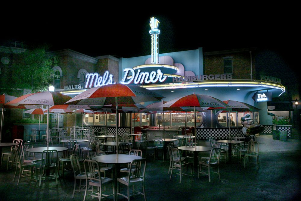 Mels Diner-2.jpg