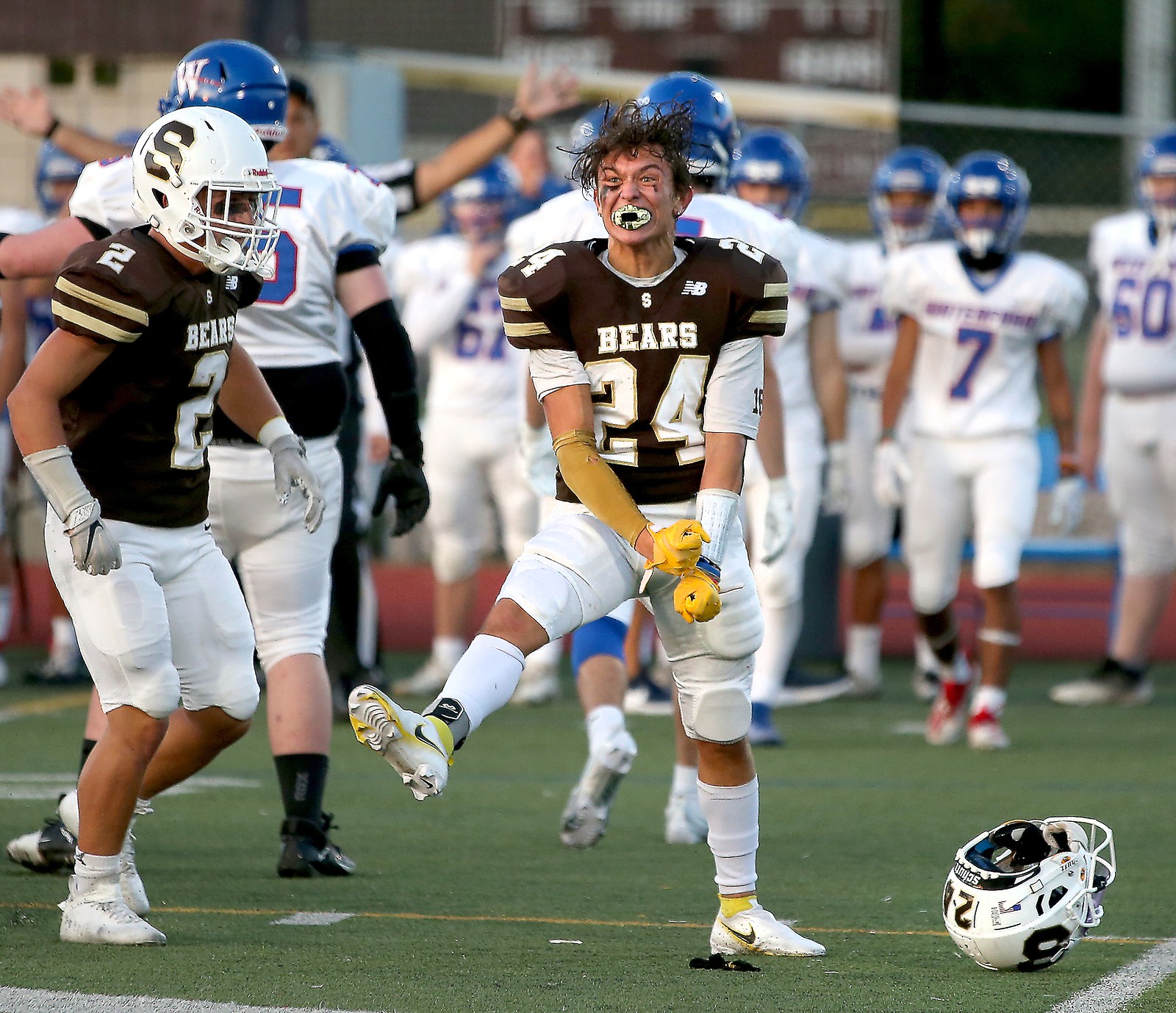 091622 SPT wat at sto football TM 0189 2.jpg