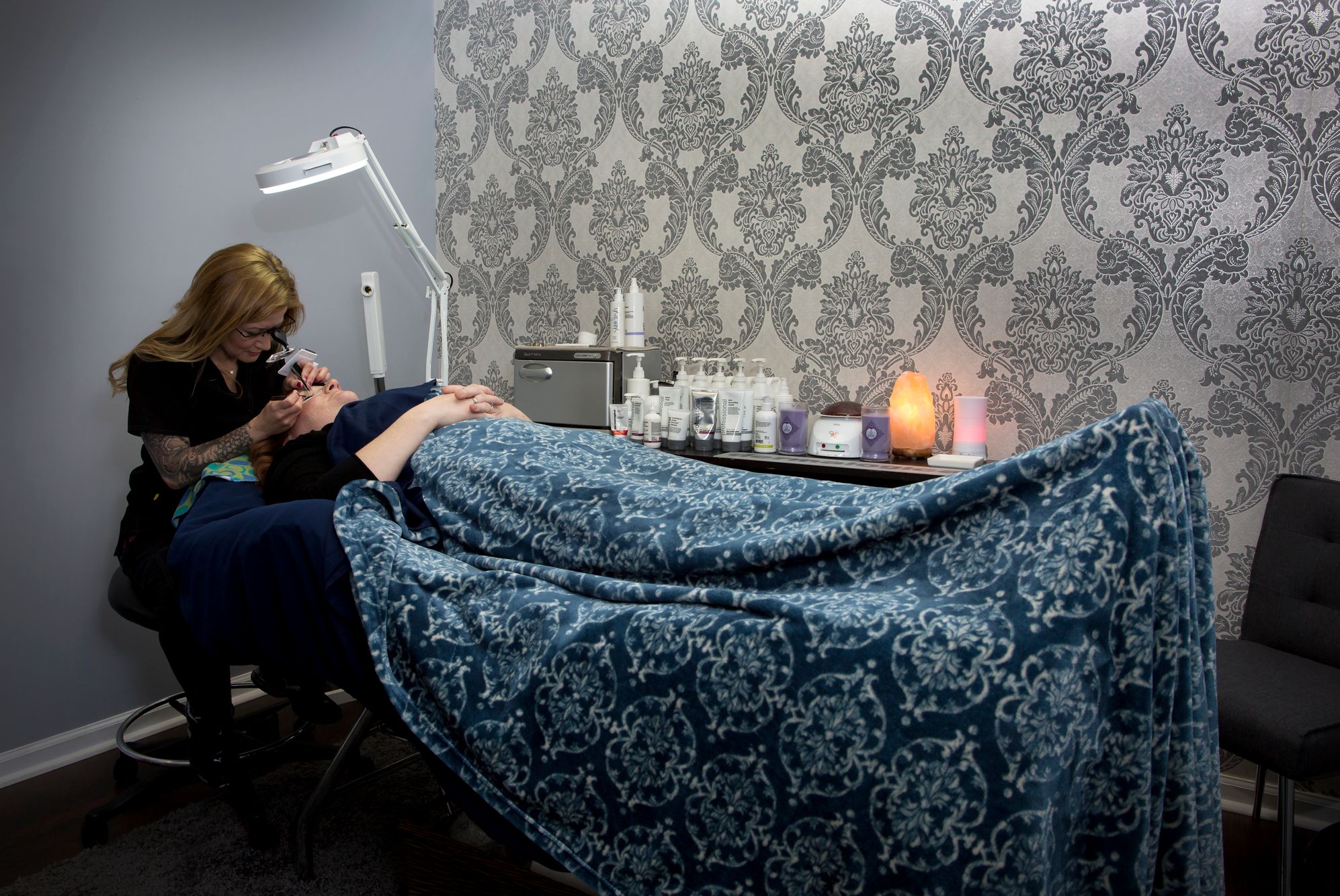 We offer a wide range of Eyelash extensions and eyelash lifting, You and Kara will decide what works best for you! 058A5446.jpg