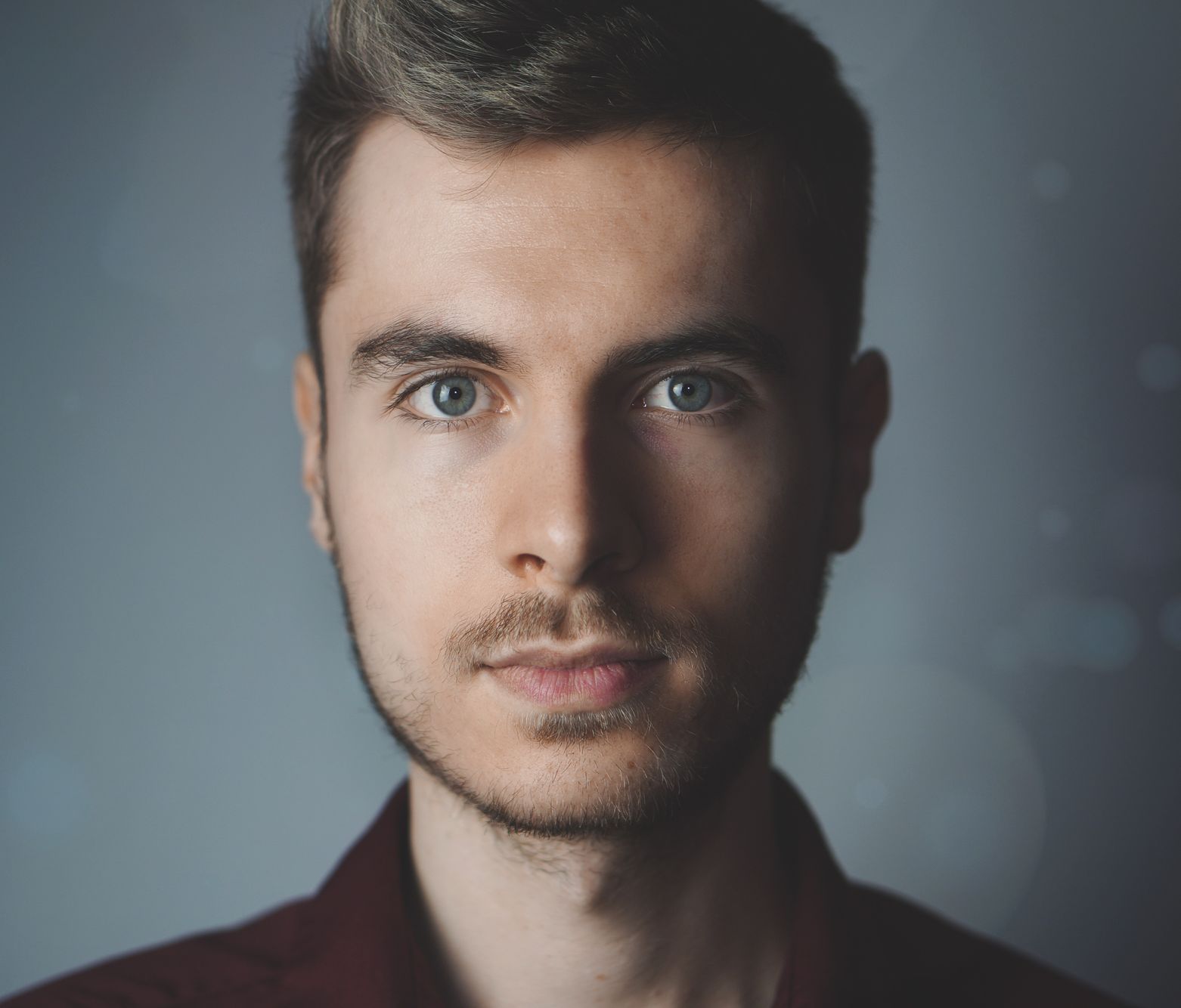 face-facial-hair-fine-looking-614810.jpg