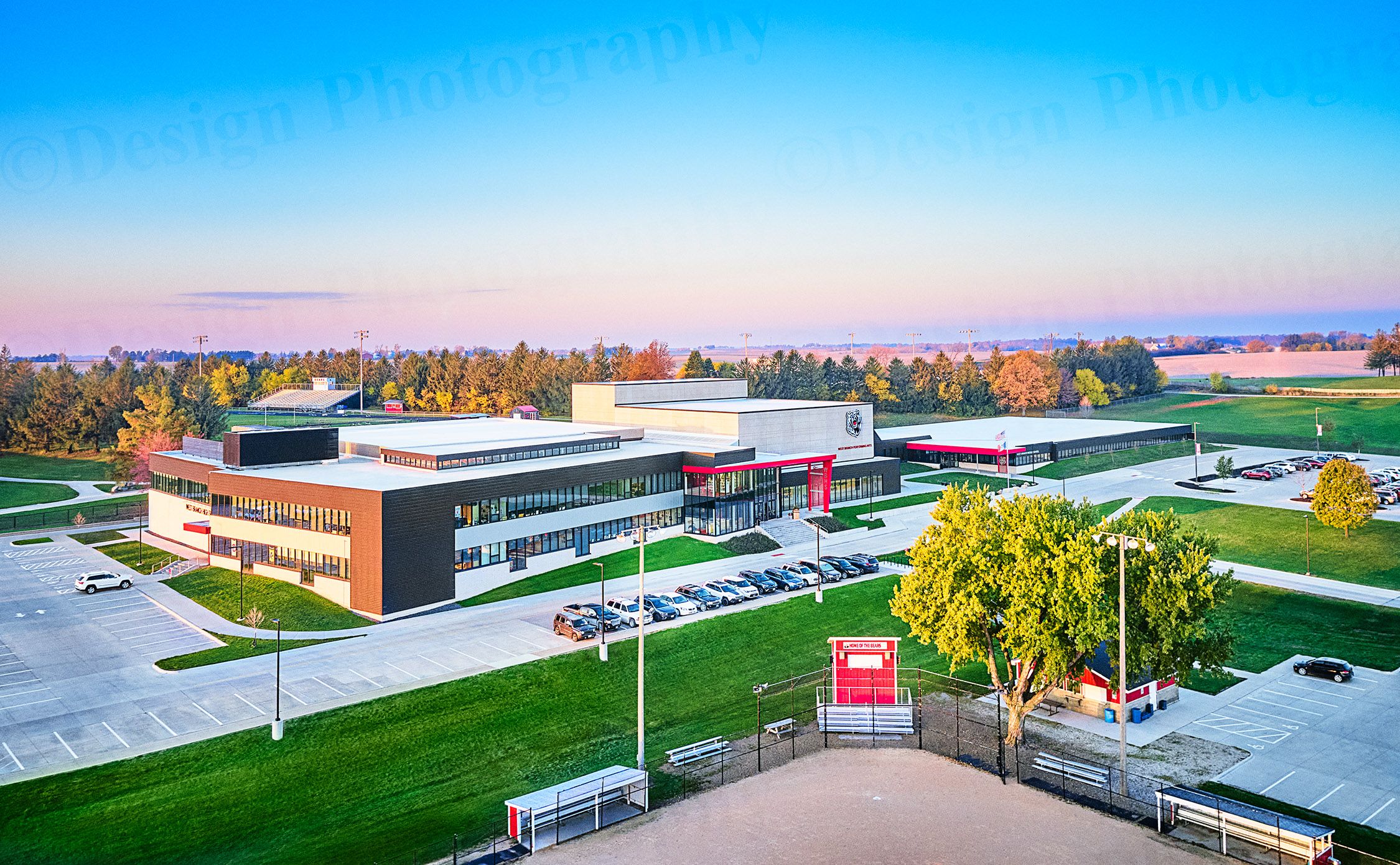 18531-0147 F copy.jpg