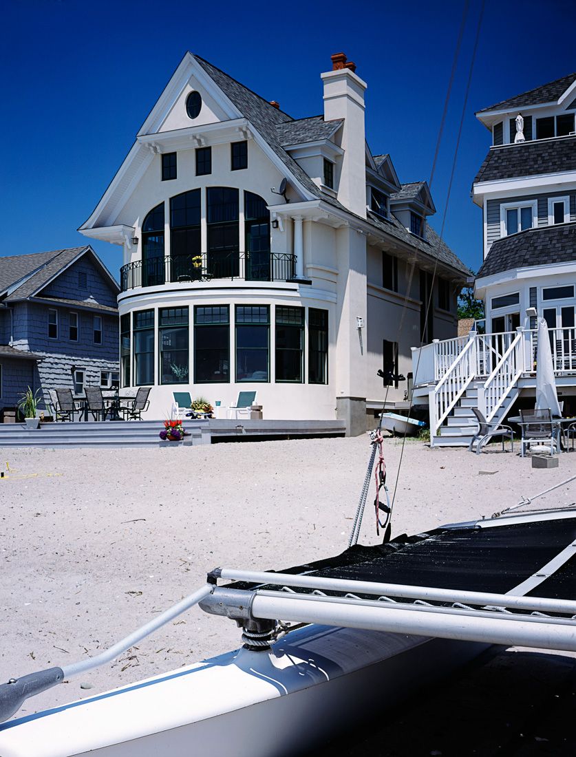 Exterior architectural photograph Eagle Windows