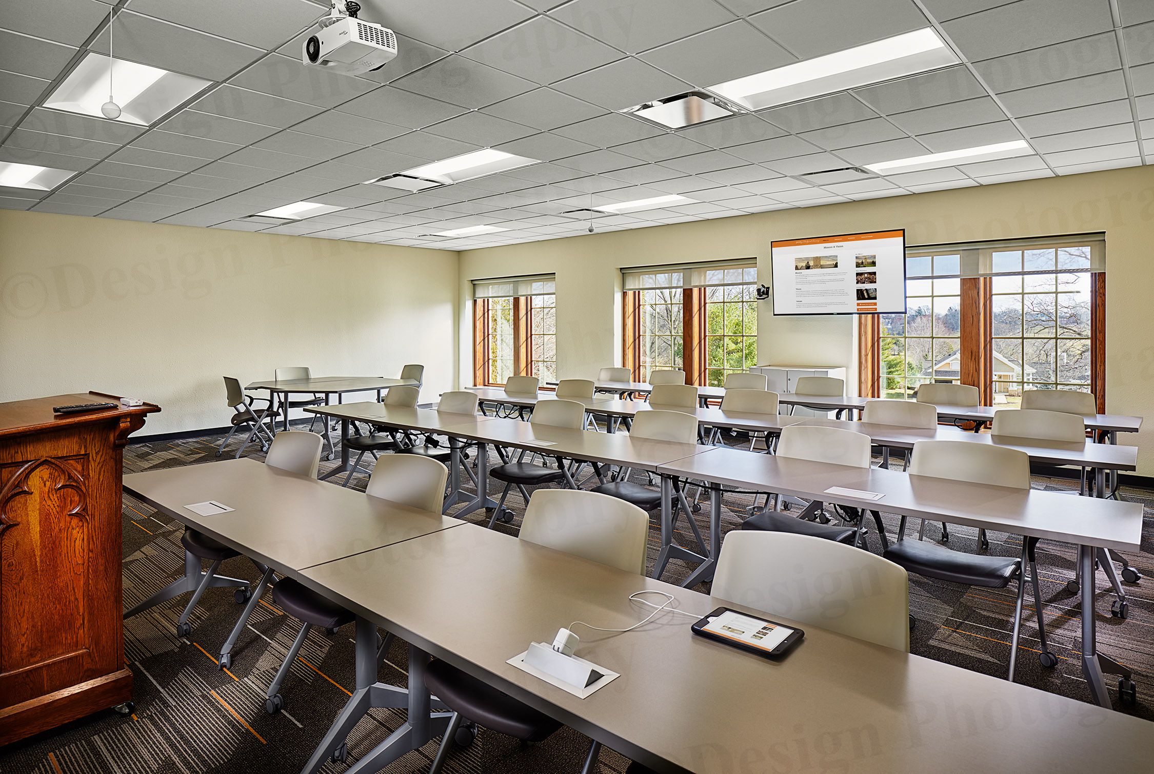 18533- 0059 F copy.jpg