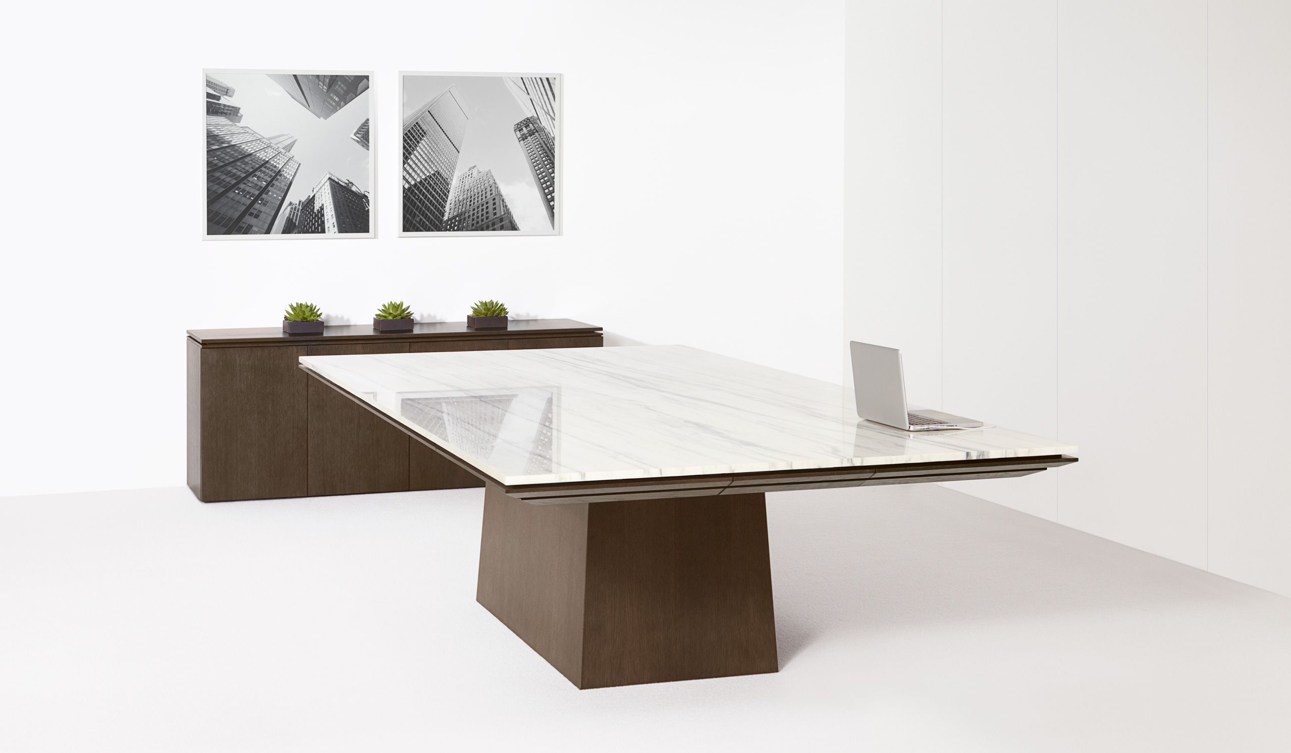 Halcon table, office furniture photograph