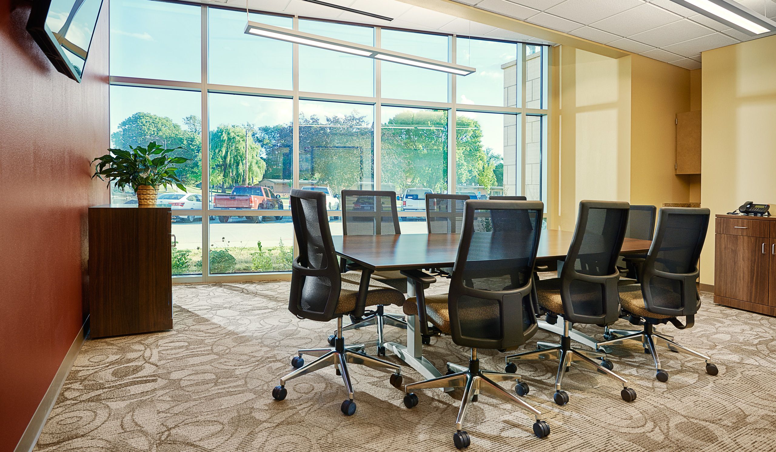 Interior architectural photograph Decorah Community Schools conference room