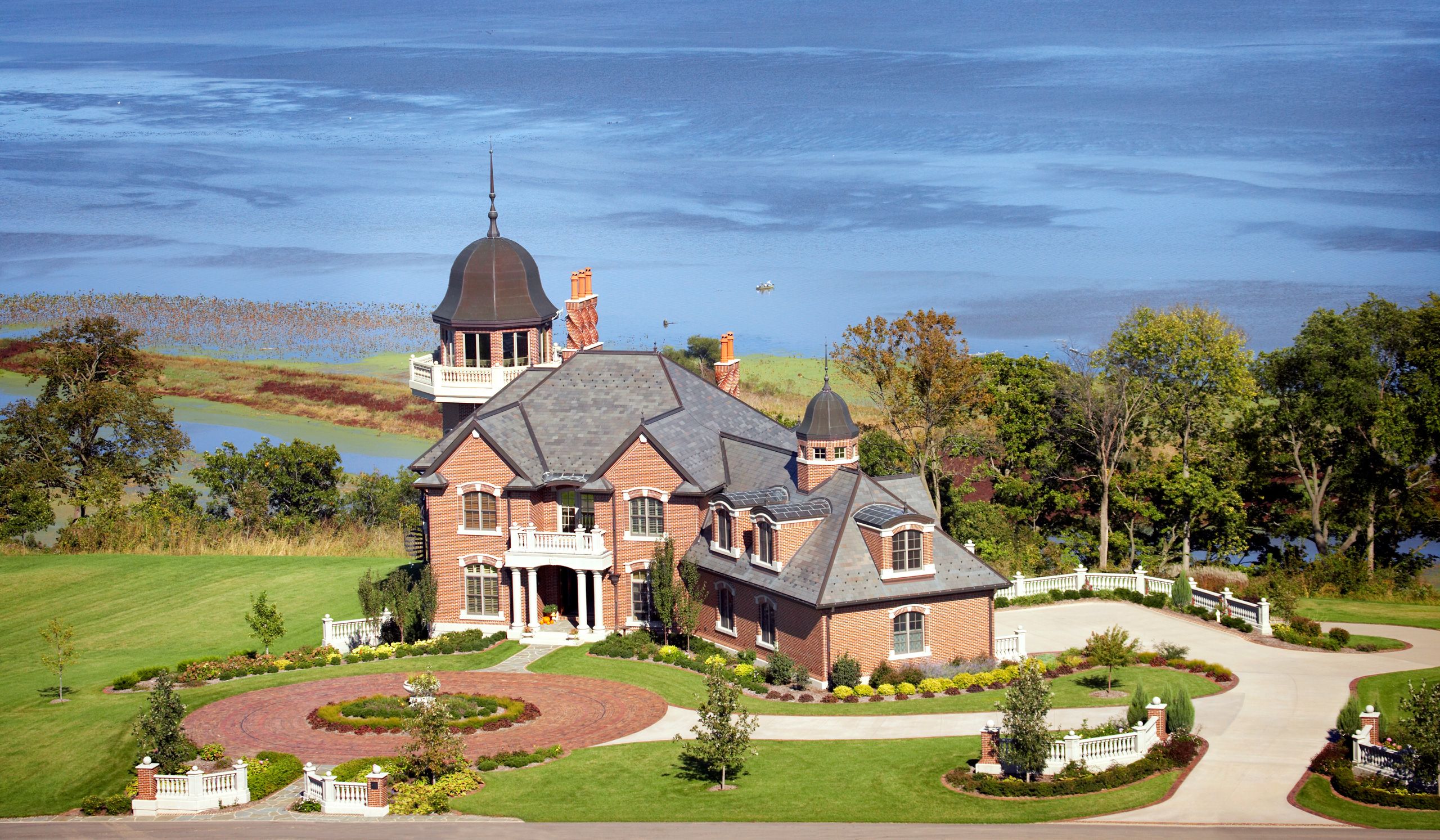 Aerial photograph of a house along the river