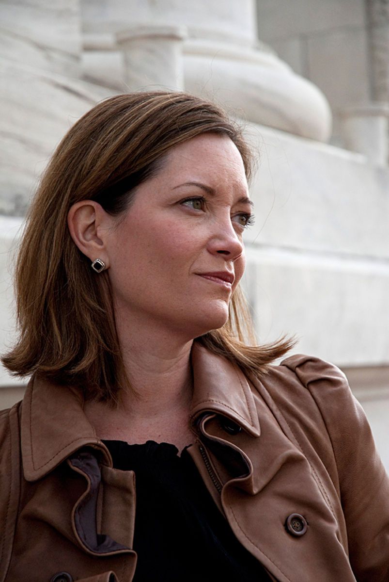 1corporateportrait_clairetaylor58