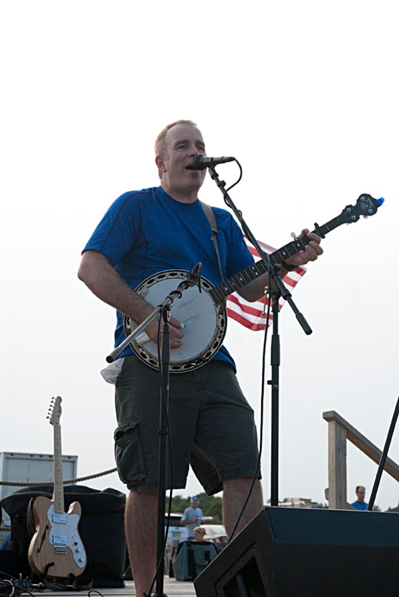 1musician_johnoneillbanjo291