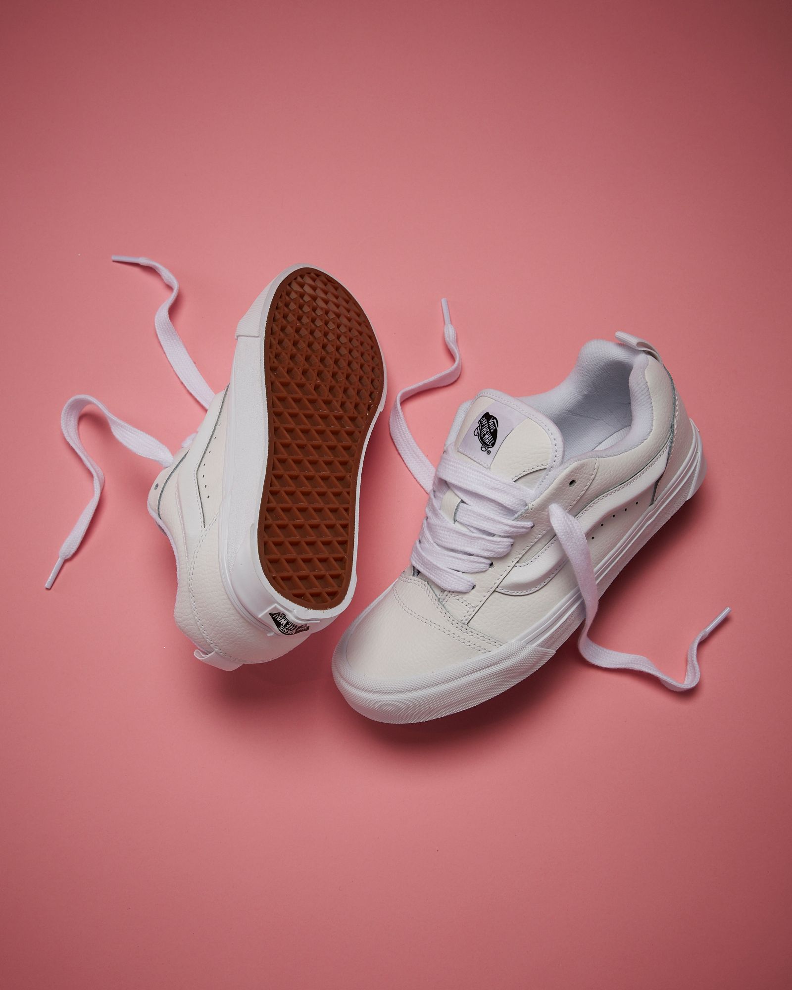 3_1_23_Classics_Product_KNuSkool_white__028 1.jpg