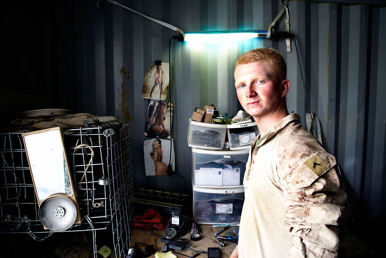 1marine_motor_pool_tech