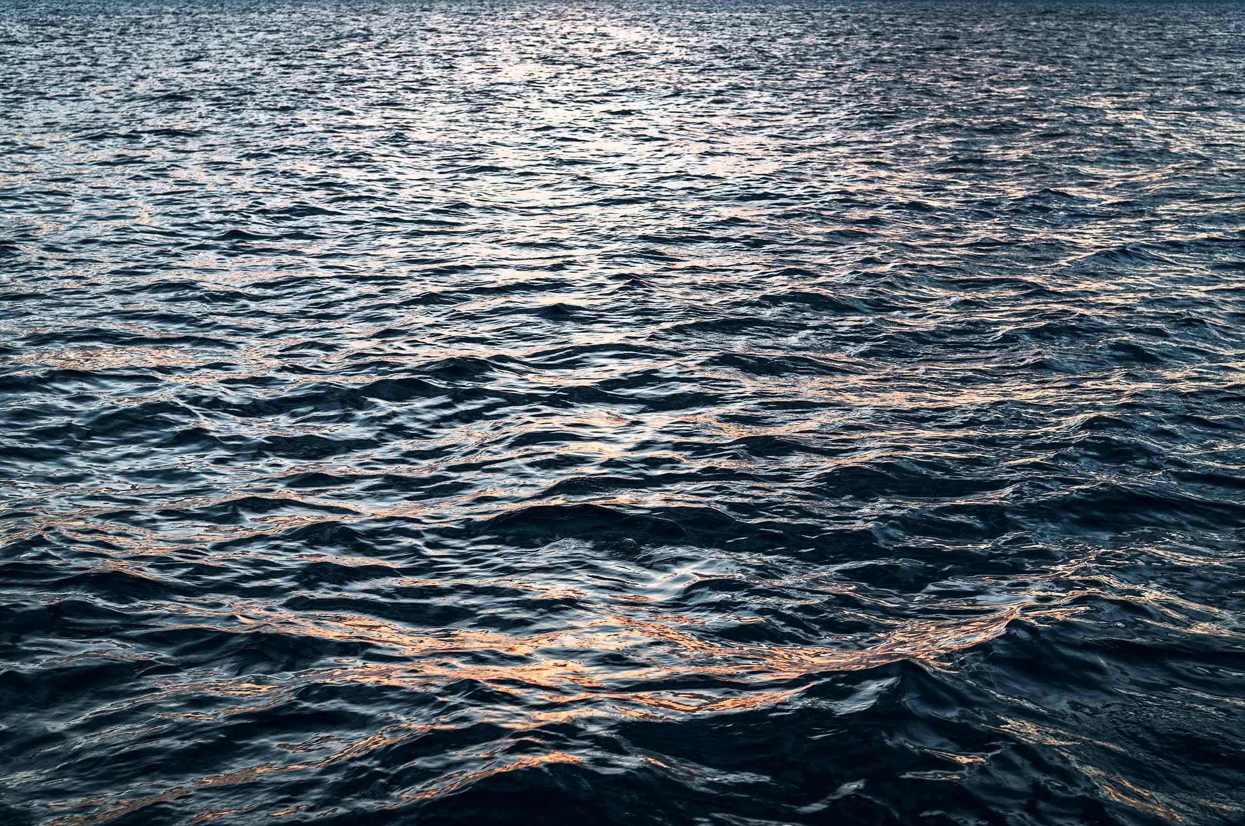 Waves-Ocean-by-HenrikOlundPhotography.jpg