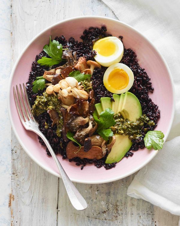 AmyPaliwoda_PropStylist_031017_WGCCB_BLACK_RICE_MUSHROOM_EGG_BOWL_01_f.jpg
