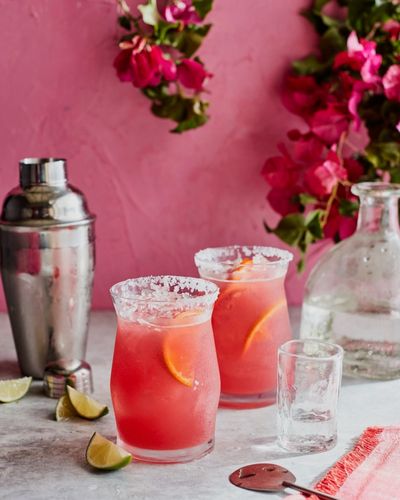 Drinks on pink wall | Prop Stylist Amy Paliwoda